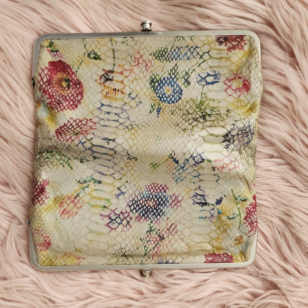 Hobo Lauren floral snake texture double frame wallet - Picture 3 of 15